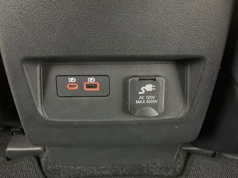 Used 2025 Nissan Frontier SV w/ SV Convenience Package RWD image 44