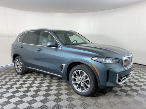 New 2026 BMW X5 sDrive40i w/ Premium Package image 6