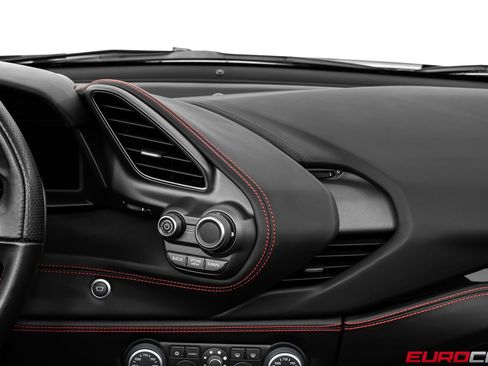 Used 2019 Ferrari 488 Spider RWD image 33