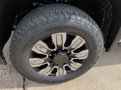 New 2026 GMC Sierra 2500 Denali w/ Denali Reserve Package image 50