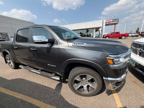 Used 2022 RAM 1500 Laramie AWD/4WD image 2