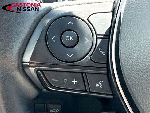 Used 2023 Toyota RAV4 XLE Premium FWD image 13
