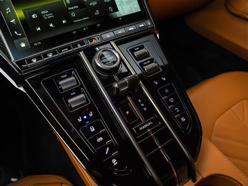 New 2026 Aston Martin V8 Vantage S image 10