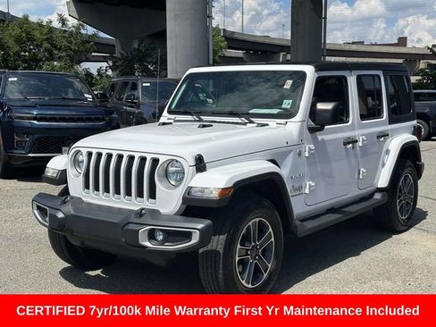 Used 2023 Jeep Wrangler Unlimited Sahara AWD/4WD image 6