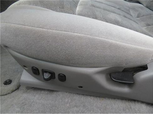 Used 1996 Ford Thunderbird LX RWD image 18