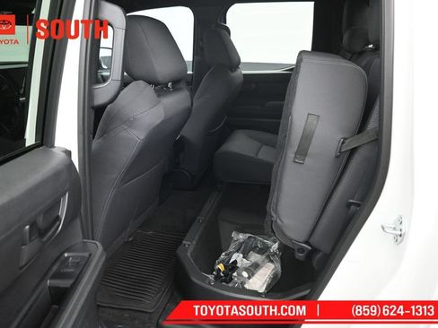 Used 2024 Toyota Tacoma SR5 AWD/4WD image 26