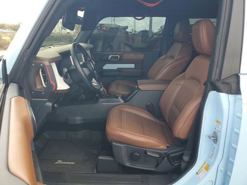 Used 2024 Ford Bronco Heritage Edition image 12