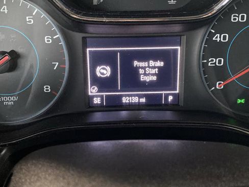 Used 2017 Chevrolet Cruze Premier image 6