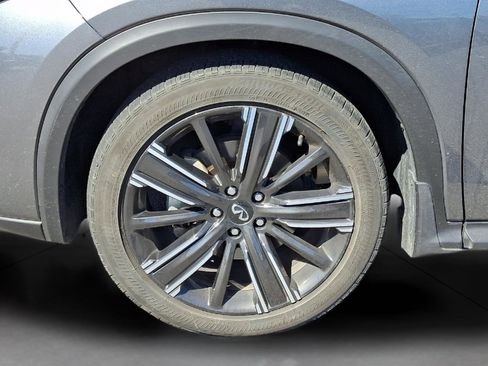 Used 2022 INFINITI QX50 Luxe w/ Appearance Package image 8