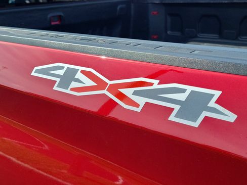 Used 2024 Chevrolet Silverado 1500 RST AWD/4WD image 8