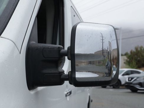 Used 2016 Nissan NV 3500 SL image 12