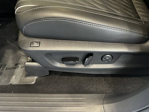 New 2026 INFINITI QX60 Autograph w/ Dark Cargo Package image 12