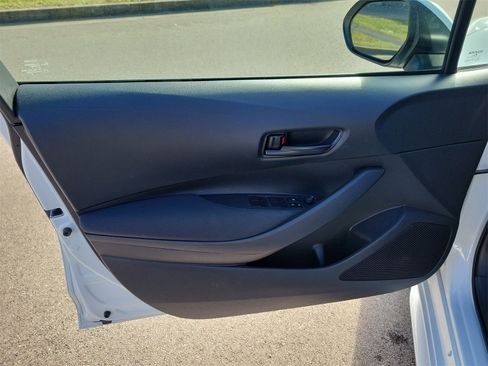 Certified 2024 Toyota Corolla LE image 18