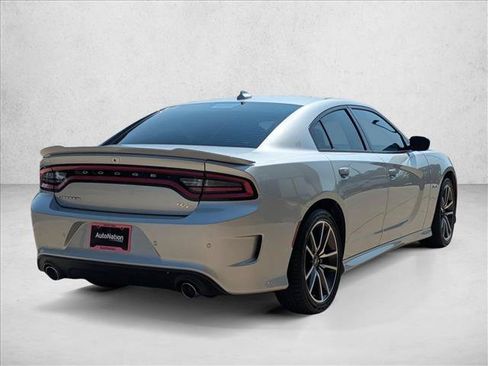 Used 2023 Dodge Charger R/T w/ Plus Group RWD image 5