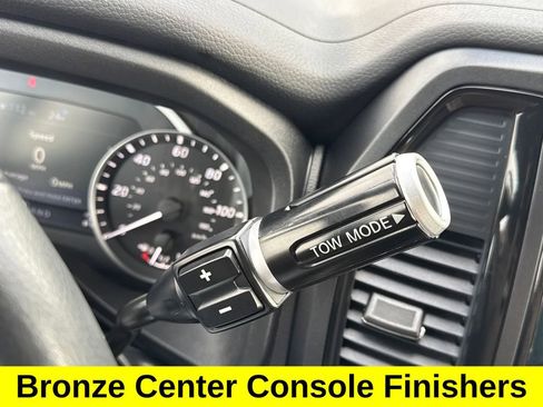 Used 2024 Nissan Titan SV w/ SV Bronze Edition Package image 24