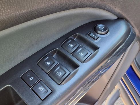 Used 2016 Chevrolet Colorado Z71 AWD/4WD image 15