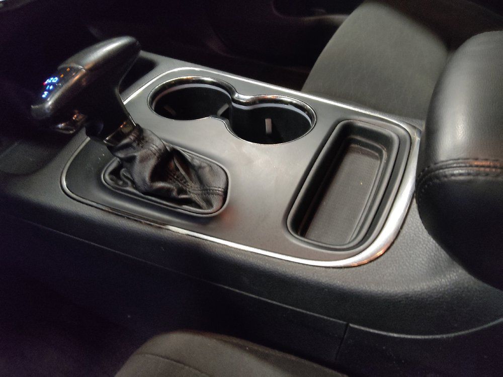 Used 2020 Dodge Durango GT w/ Blacktop Package RWD image 26