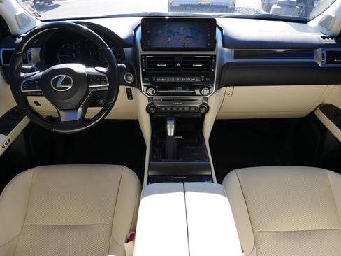 Used 2023 Lexus GX 460 Premium image 10