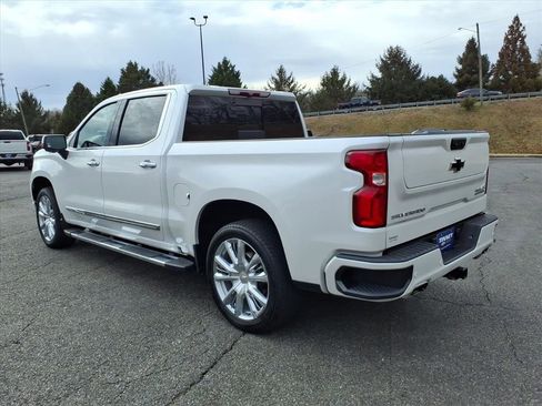 Used 2023 Chevrolet Silverado 1500 High Country w/ High Country Premium Package image 6