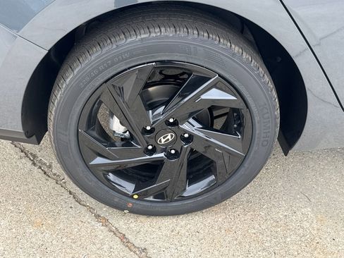 New 2026 Hyundai Elantra Sport w/ Cargo Package image 17