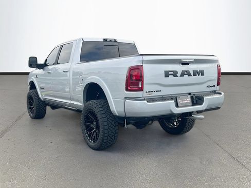 Used 2026 RAM 2500 Limited AWD/4WD image 5
