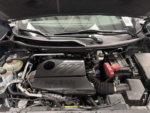 Used 2024 Nissan Rogue SV image 33
