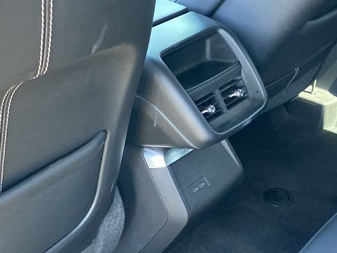 Used 2024 Cadillac Lyriq Tech RWD image 17