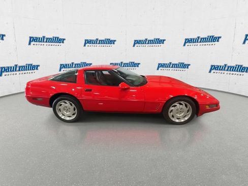 Used 1996 Chevrolet Corvette Coupe RWD image 13