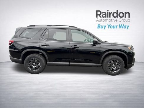 Used 2026 Honda Pilot TrailSport image 8