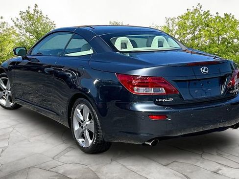 Used 2010 Lexus IS 250C RWD image 11