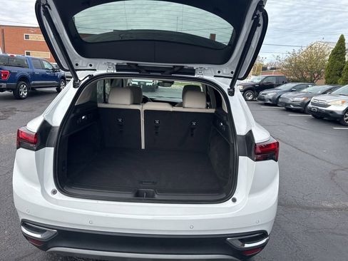 Used 2022 Buick Envision Essence w/ Safety Package image 51