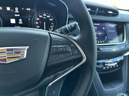 Certified 2025 Cadillac XT5 Premium Luxury w/ Technology Package AWD/4WD image 72