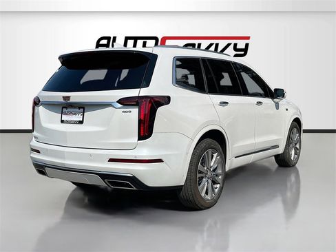 Used 2024 Cadillac XT6 Premium Luxury w/ Technology Package image 7