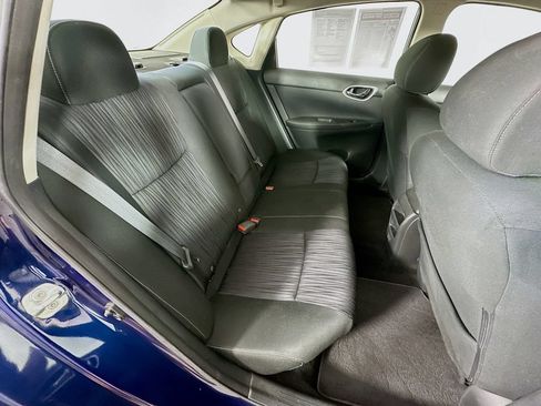 Used 2019 Nissan Sentra SV FWD image 31
