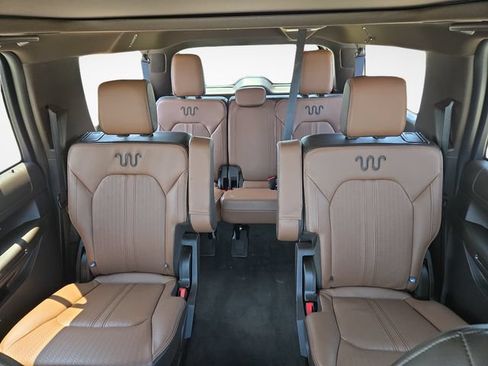Used 2024 Ford Expedition Max King Ranch AWD/4WD image 34