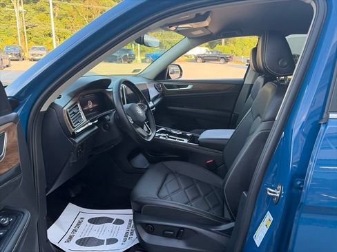 Used 2026 Volkswagen Atlas SE AWD/4WD image 22