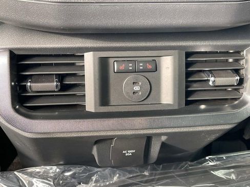 New 2025 Ford F150 Platinum w/ Equipment Group 702A High AWD/4WD image 16