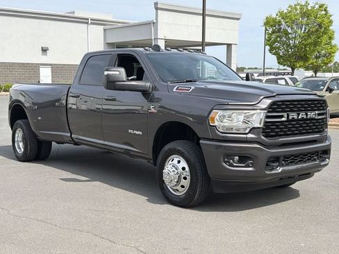 Used 2024 RAM 3500 Big Horn w/ Sport Appearance Package image 15