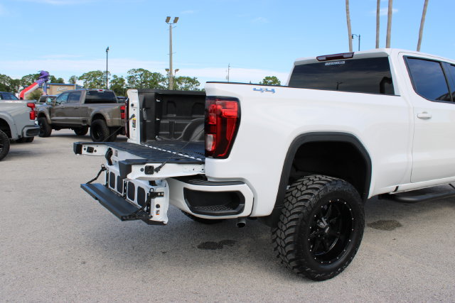 Used 2022 GMC Sierra 1500 Elevation AWD/4WD image 11