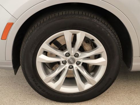 Used 2018 Audi Q7 3.0T Premium Plus w/ Premium Plus Package image 38