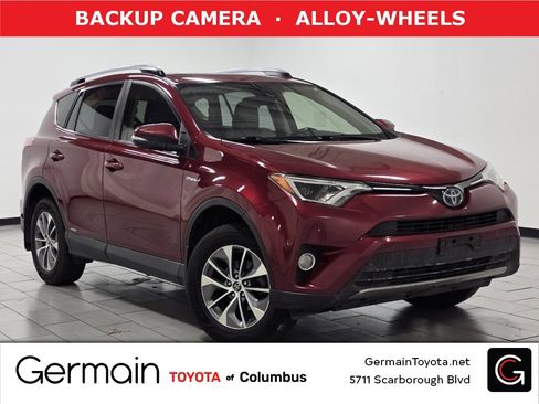 Used 2018 Toyota RAV4 XLE image 1
