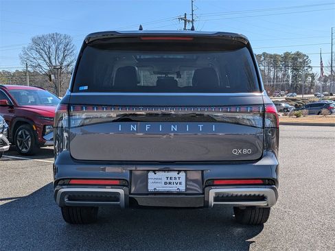 Used 2025 INFINITI QX80 Luxe w/ Cargo Package image 5