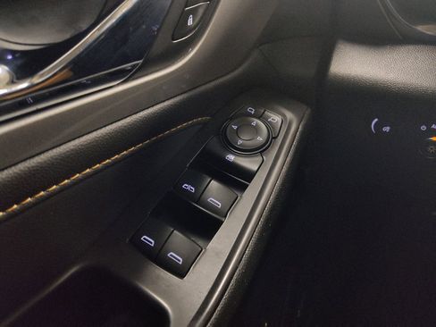 Used 2020 Chevrolet Traverse RS w/ LPO, Floor Liner Package FWD image 27