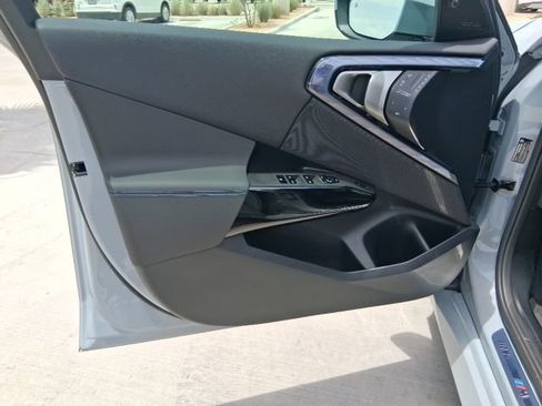 New 2026 BMW X3 xDrive30i w/ M Sport Package AWD/4WD image 13