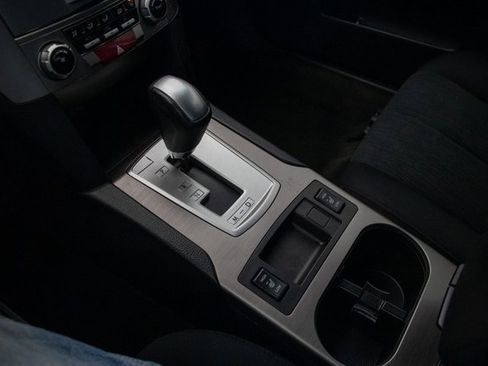 Used 2014 Subaru Outback 2.5i Premium image 31