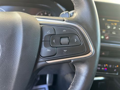 Used 2023 Buick Envision Preferred w/ Sport Touring Package image 21