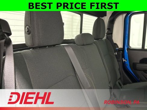 New 2026 Jeep Gladiator Willys image 12