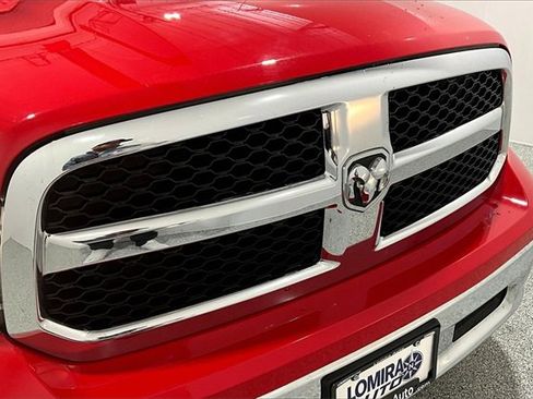 Used 2023 RAM 1500 Classic SLT image 32