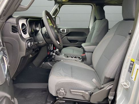 New 2024 Jeep Wrangler Unlimited Sport image 14