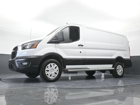 Used 2024 Ford Transit 250 Low Roof w/ Exterior Upgrade Package RWD image 43